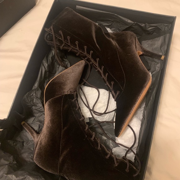 Lace up Yeezy Season 5 Mink Stretch Velvet Boots size 37 - Picture 9 of 9